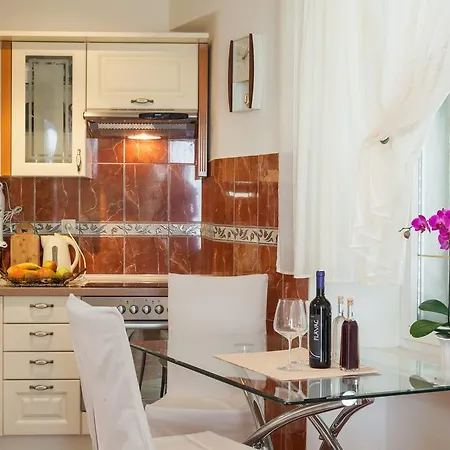 Apartments Kalalarga Deluxe- City Centre&Balcony Makarska Room photo